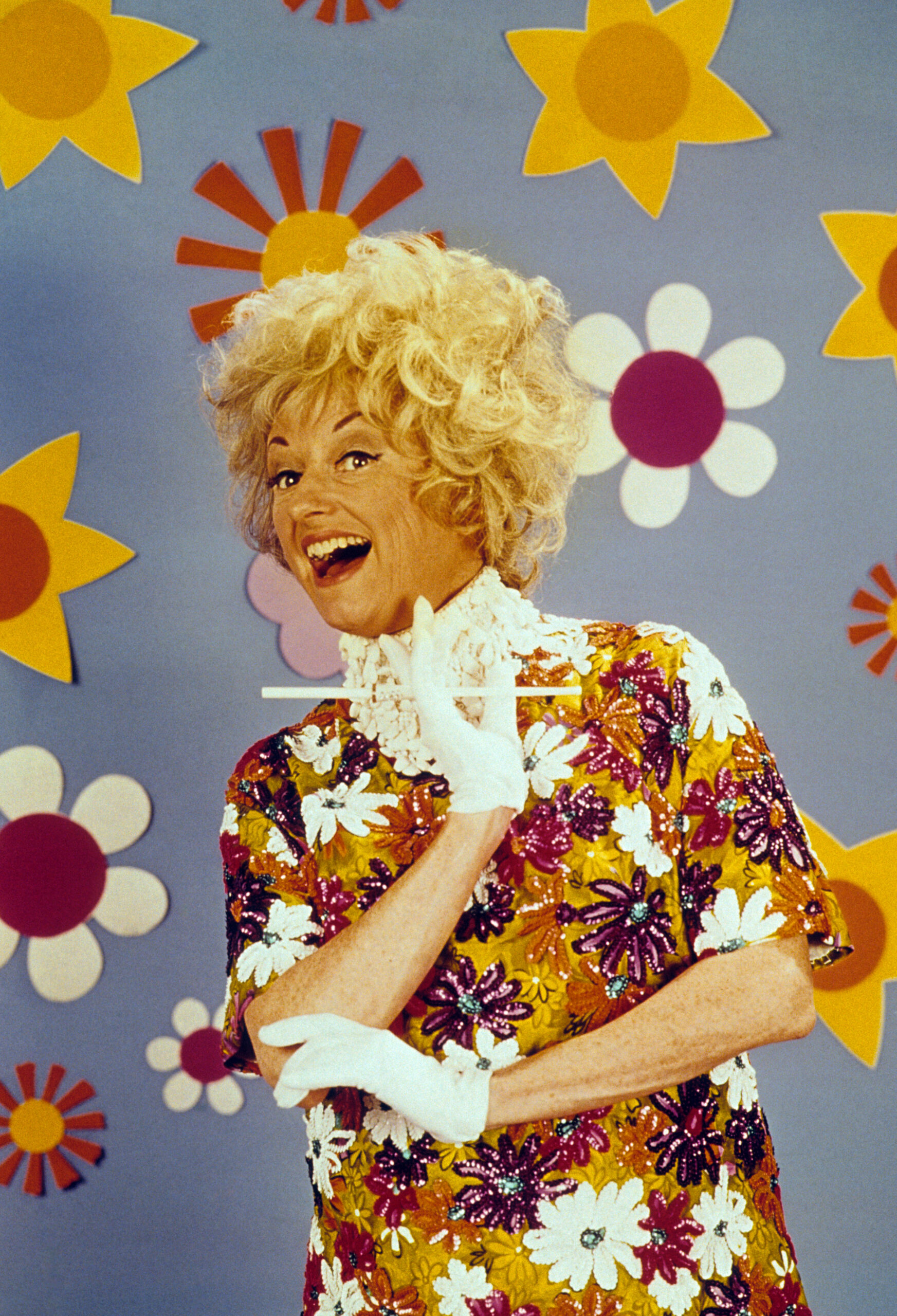 How Phyllis Diller Became a Pioneer for Female Comedians