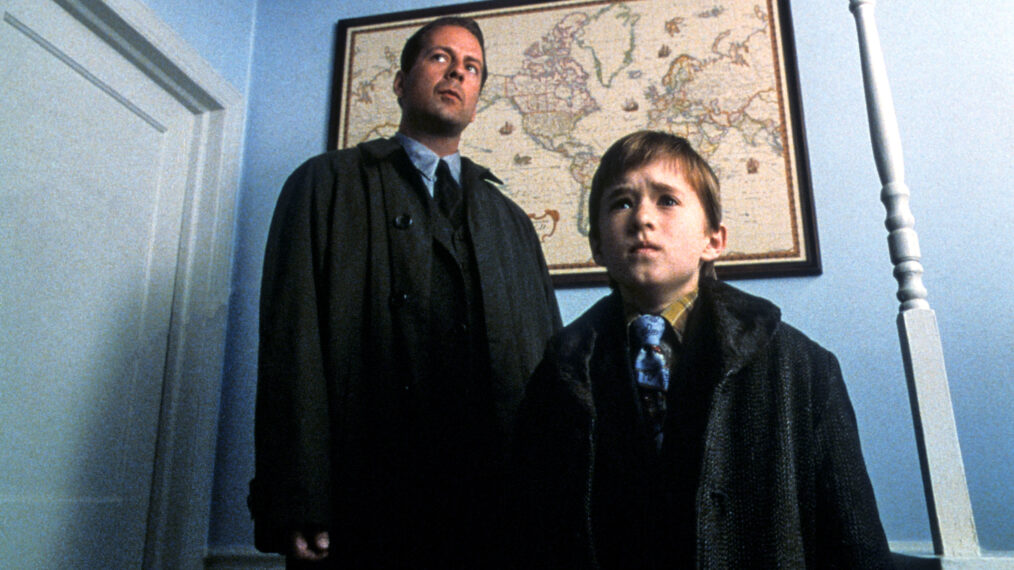 THE SIXTH SENSE, Bruce Willis, Haley Joel Osment, 1999.