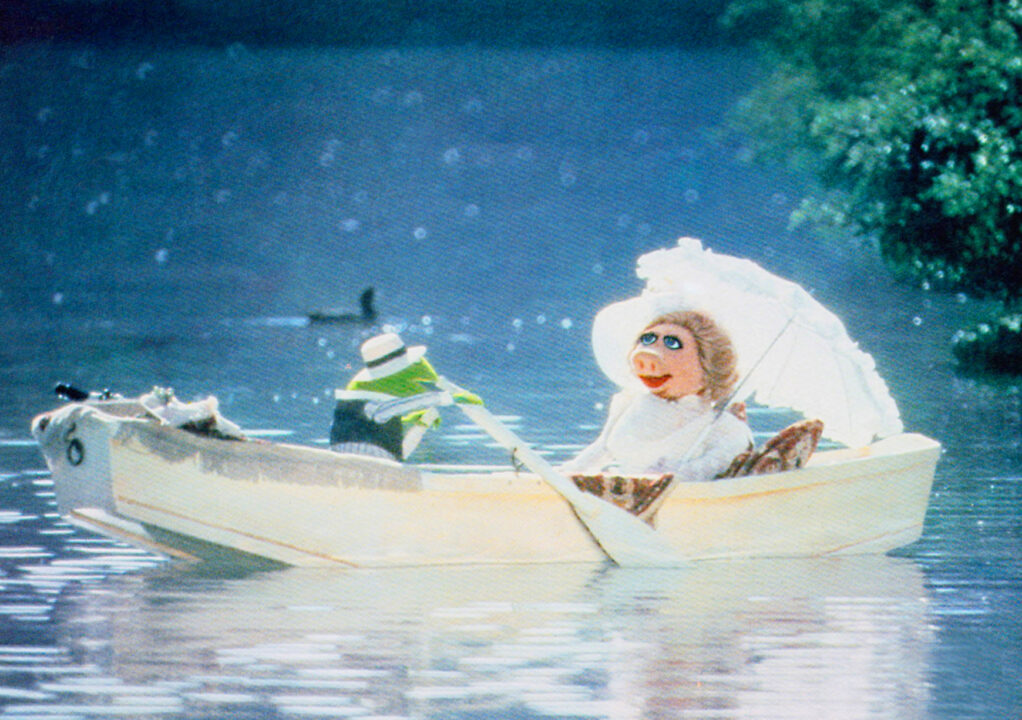 The Muppet Movie from left: Kermit the Frog, Miss Piggy, 1979