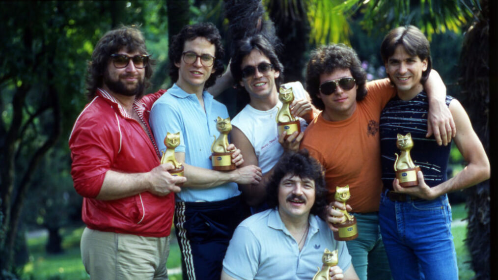 The american rock band Toto with the Telegatto of Tv Sorrisi e Canzoni received for the musical career. David Paich, Steve Porcaro, Jeff Porcaro, Steve Lukather, Mike Porcaro and Bobby Kimball. Italy, 1982