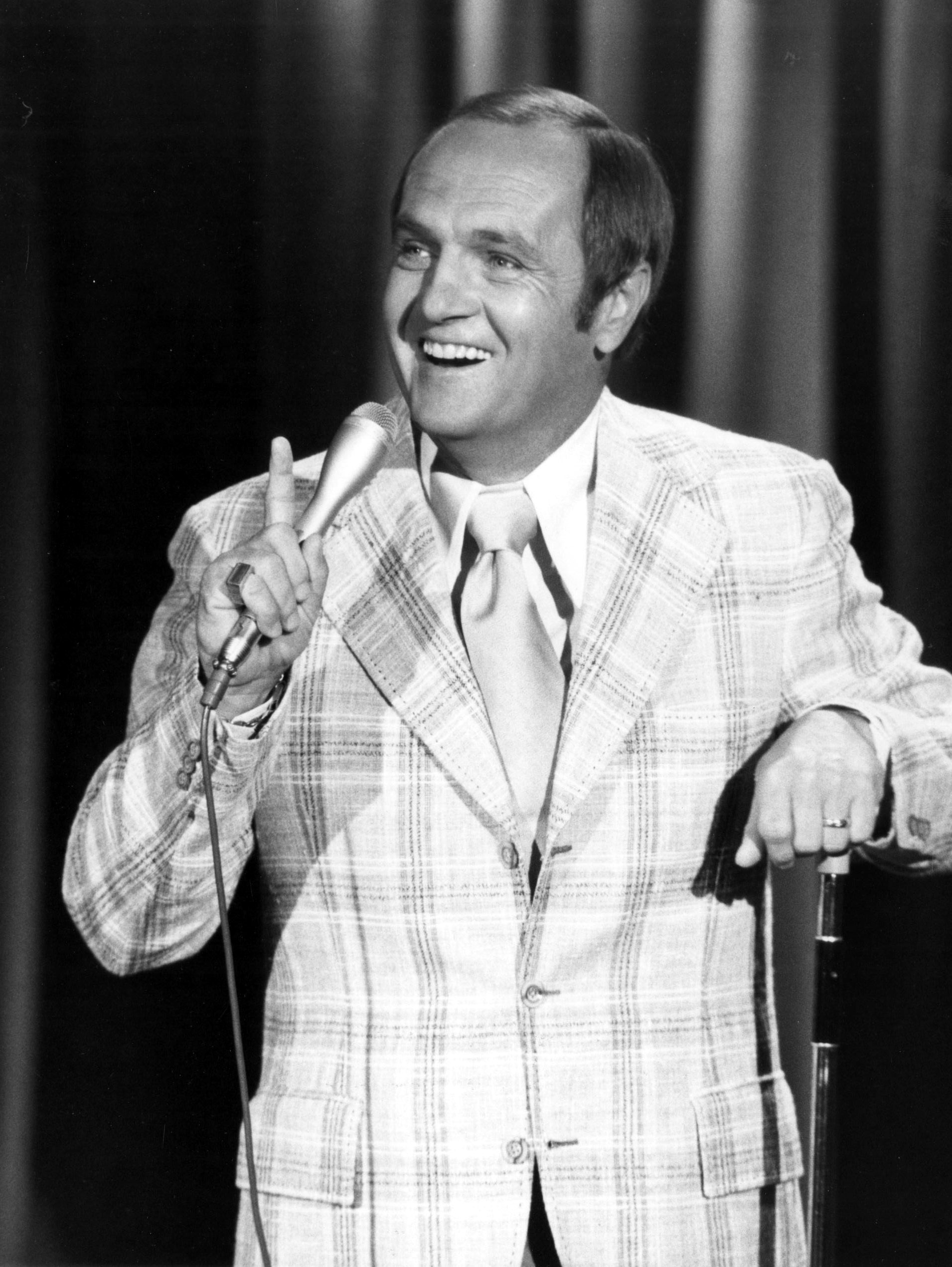 THE TONIGHT SHOW STARRING JOHNNY CARSON, guest host Bob Newhart, October 1977