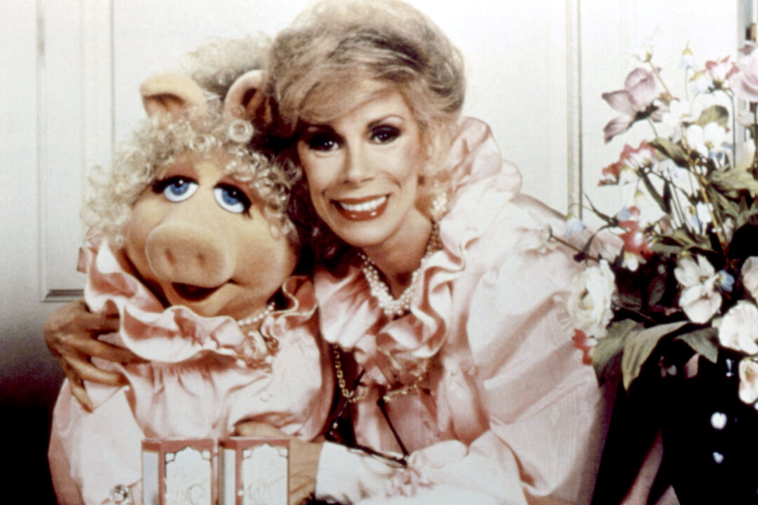 The Muppets Take Manhattan Miss Piggy, Joan Rivers, 1984