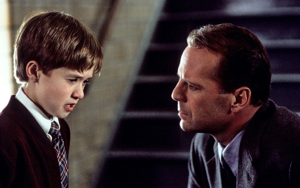 THE SIXTH SENSE, Haley Joel Osment, Bruce Willis, 1999. 