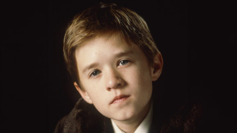 THE SIXTH SENSE, Haley Joel Osment, 1999.