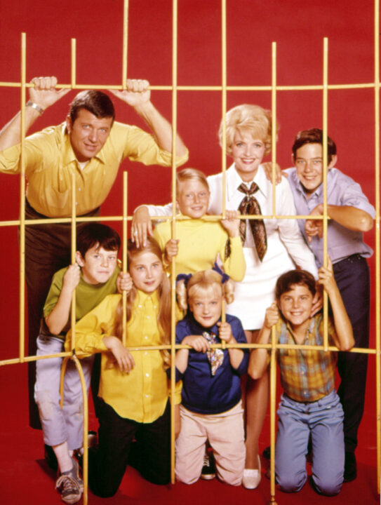 BRADY BUNCH, Robert Reed, Mike Lookinland, Maureen McCormick Eve Plumb, Susan Olsen, Florence Henderson, Christopher Knight, Barry Williams, (Season 1), 1969-74