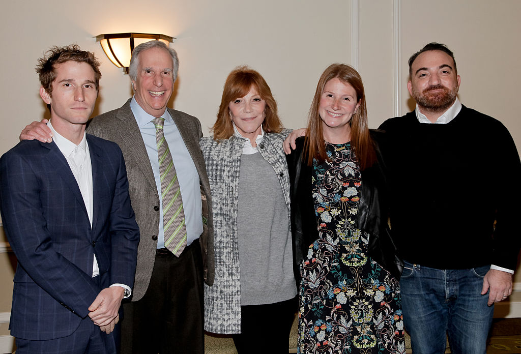 Max Winkler, Henry Winkler, Stacey Winkler, Zoe Winkler and Jed Weitzman honor Henry Winkler as he receives the Pacific Pioneer Broadcasters Lifetime Achievement Awards at Sportsmens Lodge on January 29, 2016 in Studio City, California