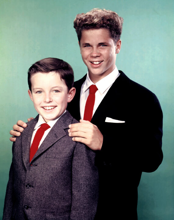 LEAVE IT TO BEAVER, Jerry Mathers and Tony Dow. 1957-1963