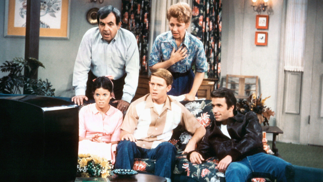 HAPPY DAYS, (clockwise from top left): Tom Bosley, Marion Ross, Henry Winkler, Ron Howard, Erin Moran, 1974-84, 