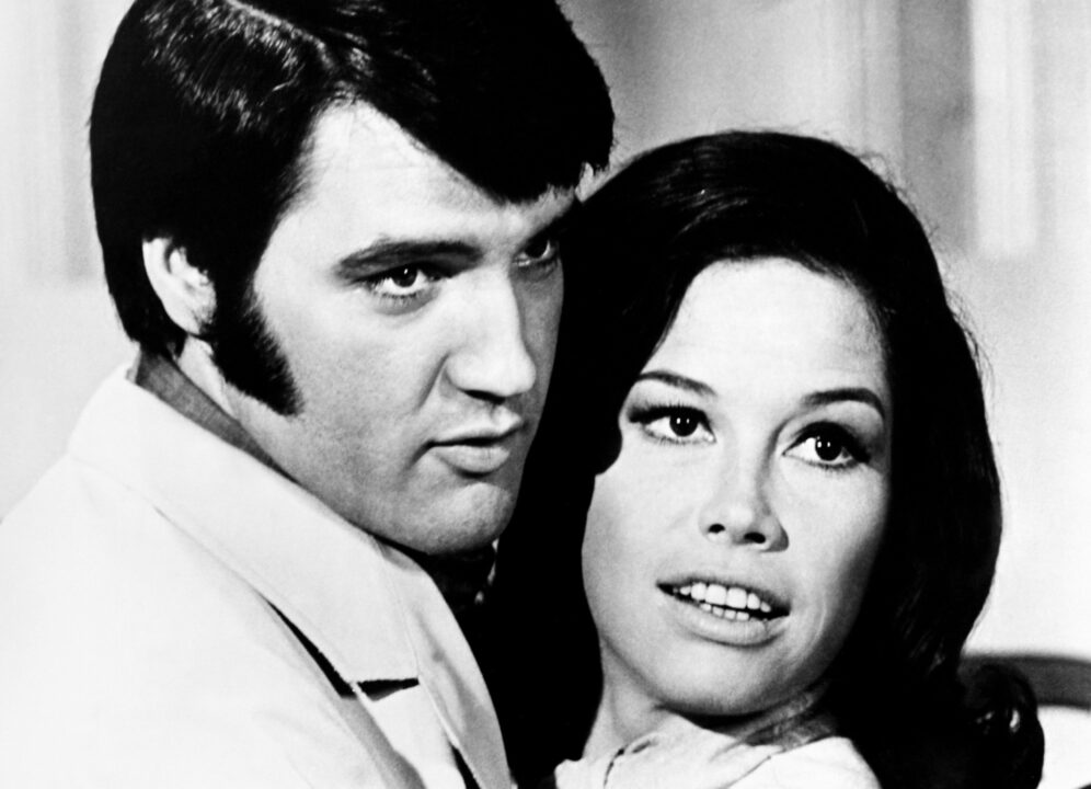 CHANGE OF HABIT, from left, Elvis Presley, Mary Tyler Moore, 1969