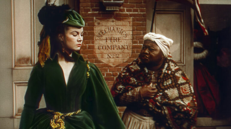 GONE WITH THE WIND, from left: Vivien Leigh, Hattie McDaniel, 1939