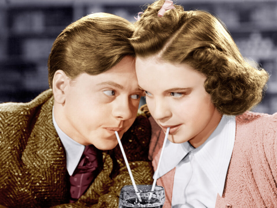 BABES IN ARMS, from left: Mickey Rooney, Judy Garland, 1939