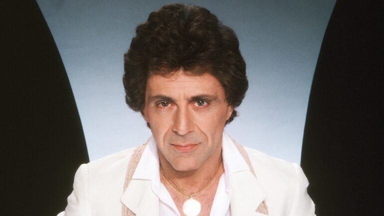 LOS ANGELES - 1979: Singer Frankie Valli poses for a portrait in 1979 in Los Angeles, California.